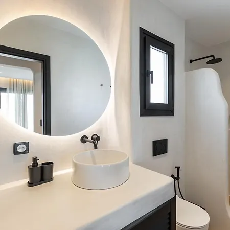 Villa Naxian Spirit Luxury Plaka